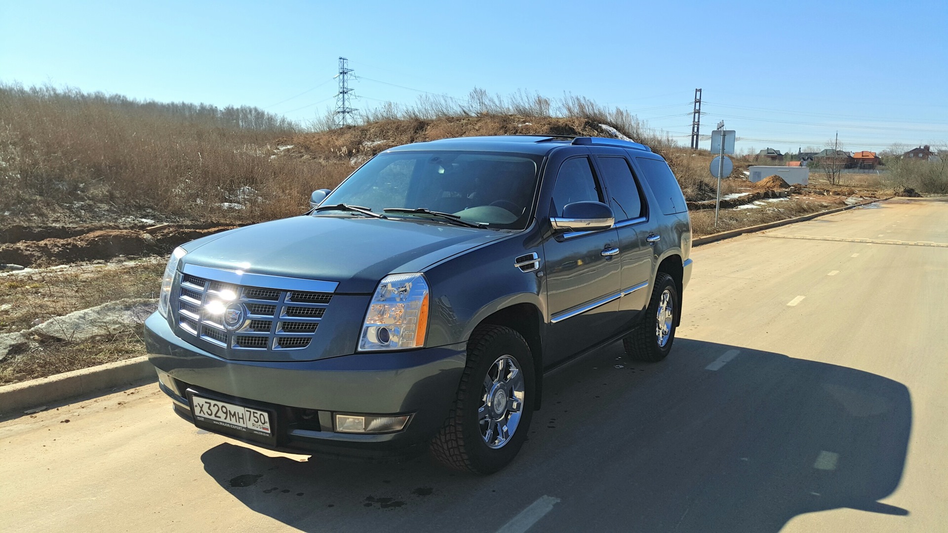 Хром на дисках и пластике — Cadillac Escalade (3G), 6,2 л, 2008 года |  мойка | DRIVE2