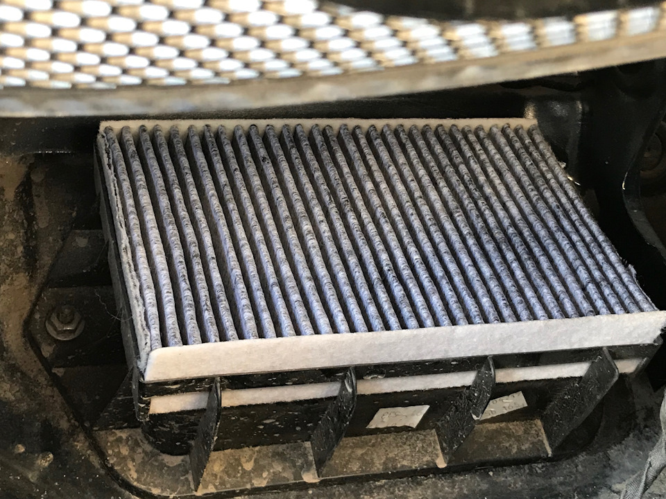 ТО и доп фильтр салона — Audi Q3 (1G), 2 л, 2013 года | расходники | DRIVE2