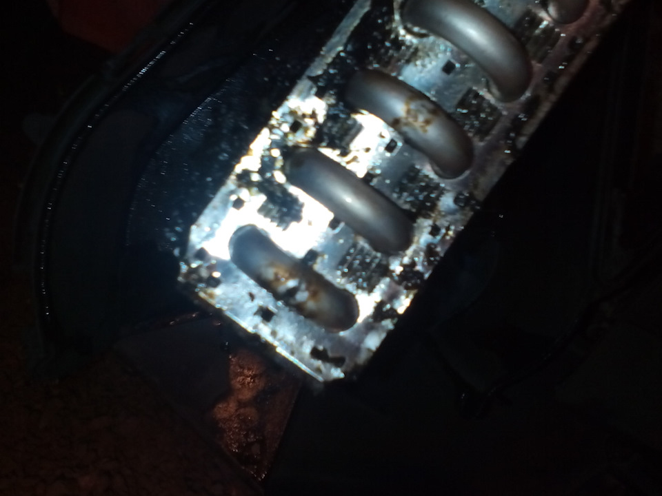 Потек радиатор отопителя — DRIVE2