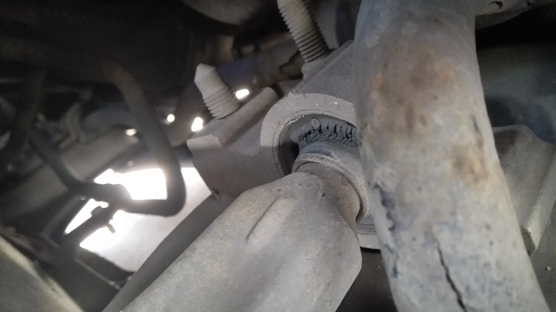 Сайлентблоки передних рычагов — Peugeot 406, 2 л, 1999 года ...