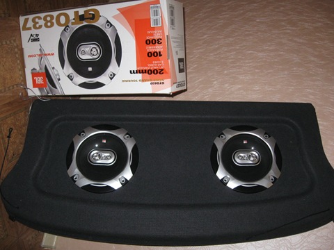 JBL GTO 20-Chips  - Toyota Corolla 20L 1999