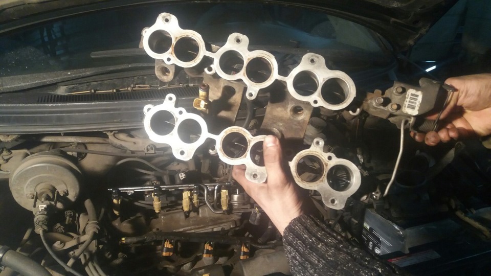 Чистка заслонок впускного коллектора и ремонт подвески. — Mazda MPV II ...