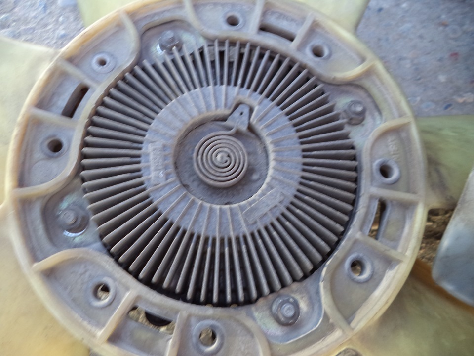 надоела тряска в салоне на холостых. — Toyota Chaser (100), 2,5 л, 1997 ...