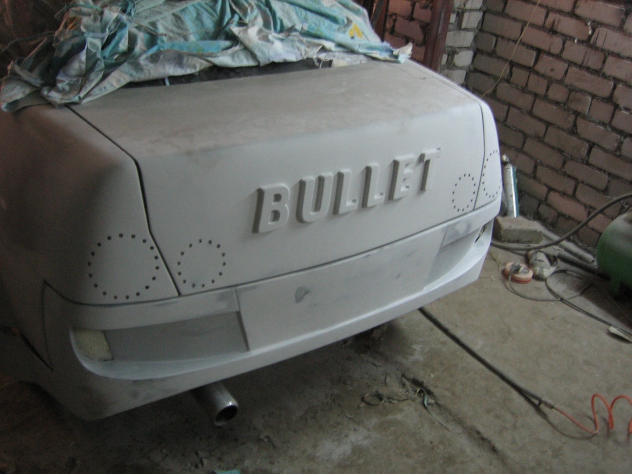 Надписи на крышке багажника ваз 2110. Защита наклейка крышки багажника hyundai solaris. Шильдик trd на крышку багажника. Elantra надпись на крышке багажника. Надписи на крышке багажника.