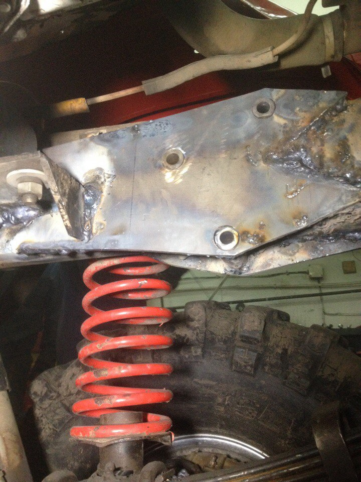 Усиленное крепление рулевого редуктора — УАЗ 469, 3 л, 1986 года ...