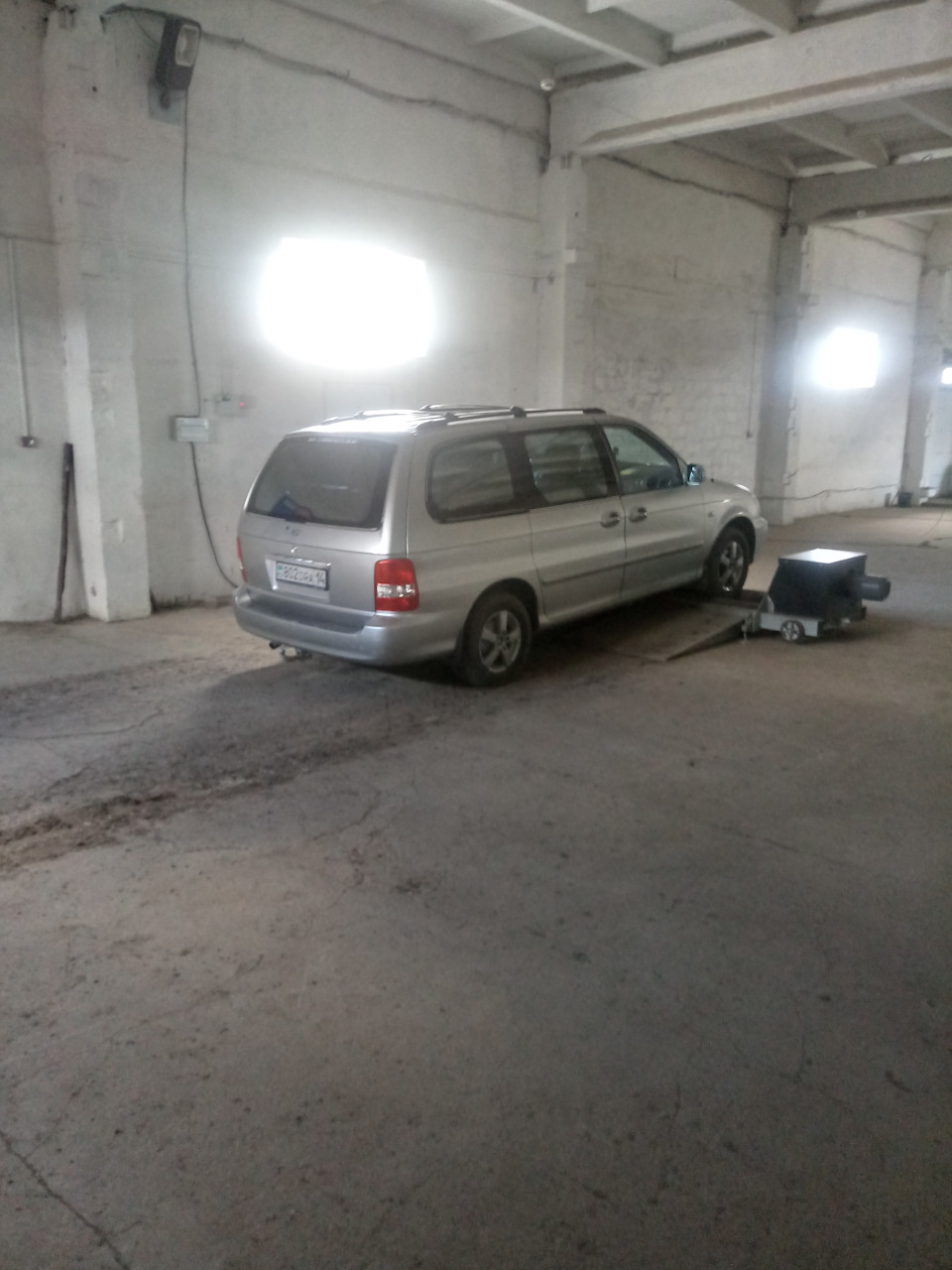 Фото в бортжурнале KIA Carnival (1G)
