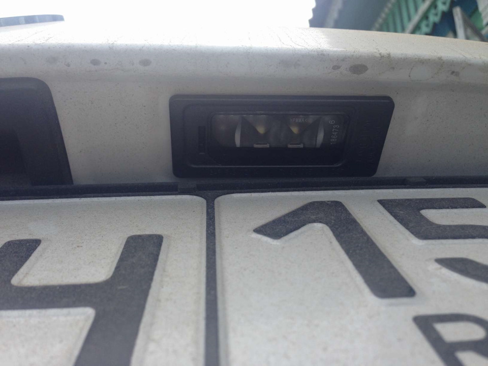 LED подсветка номерного знака 000 052 110 — Skoda Octavia A7 Mk3, 1,4 л ...