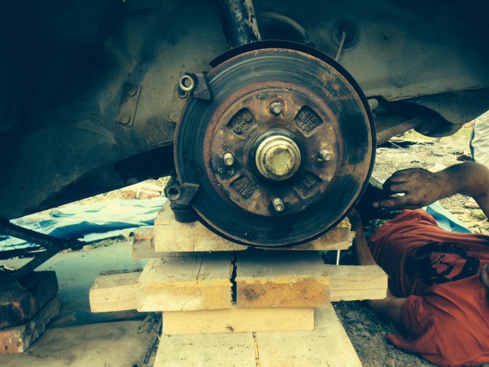 Поменял диск сцепления ))) ласточка летит ) — Nissan Skyline (R30), 1,8 ...