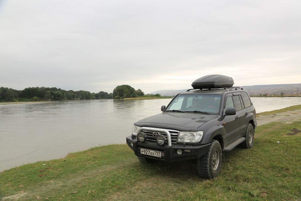 Река Терек — Toyota Land Cruiser 100