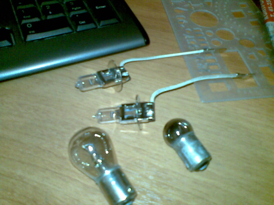 Галогенки для заднего хода — Lada 21093i, 1,5 л, 2002 года ...