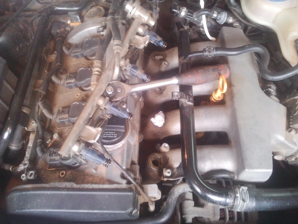 Замена уплотнительных колец на форсунках — Volkswagen Passat B5, 1,8 л ...