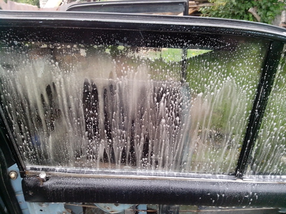 Как я снимал старую тонировку — Lada 2105, 1990 года | просто так | DRIVE2