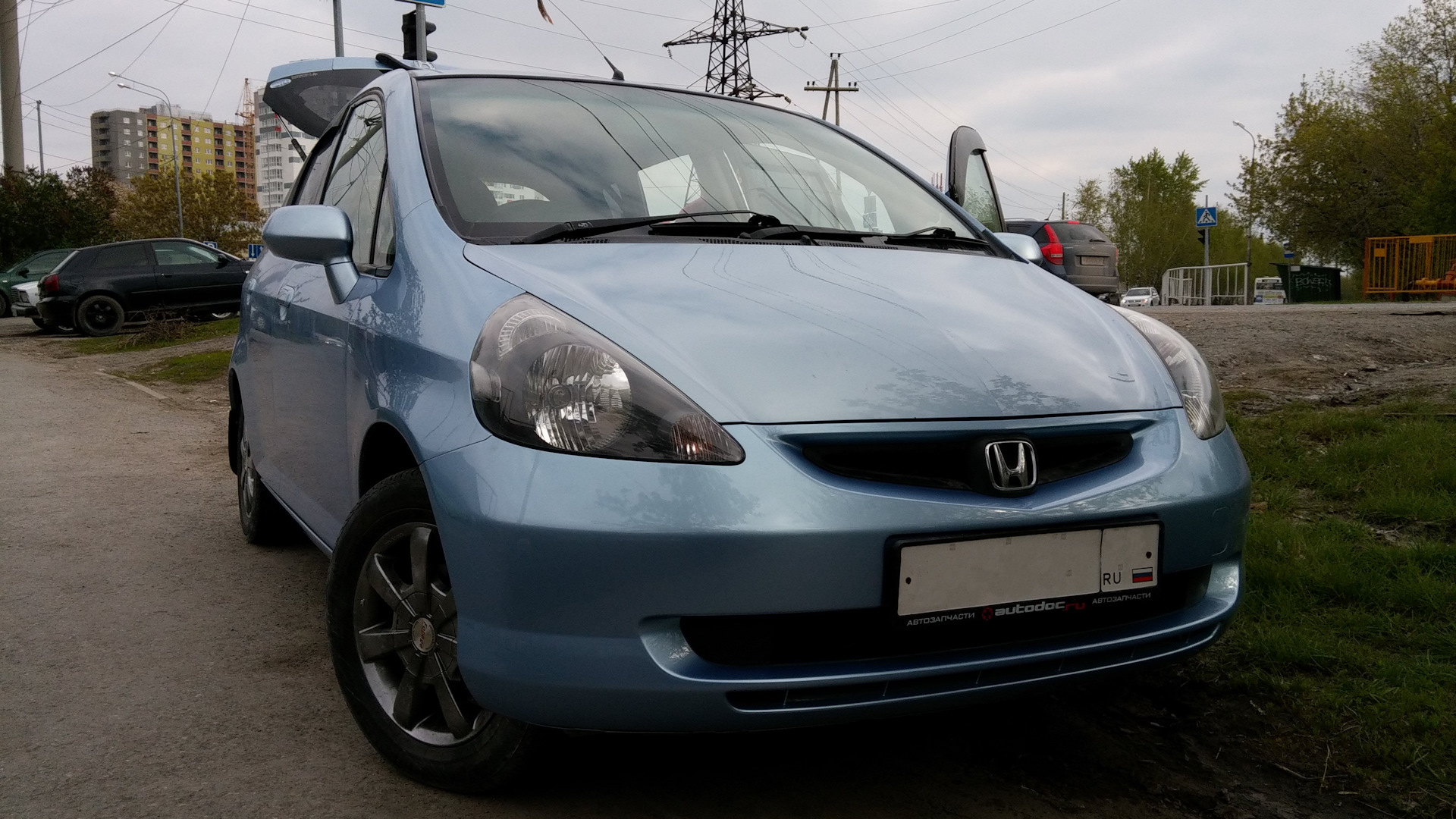 Хонда фит gp1 гибрид. Honda fit hybrid 2012. 5 2008. Хонда фит рс 2008. Хонда фит 1.