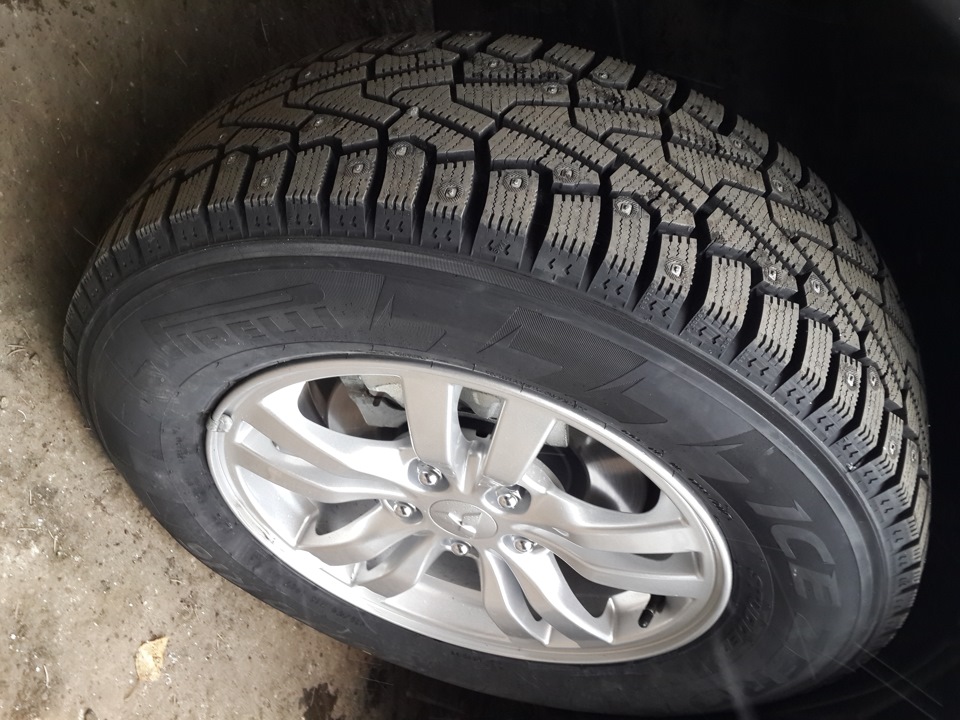 Pirelli Ice Zero — Mitsubishi Outlander (3G), 2014 года | шины | DRIVE2