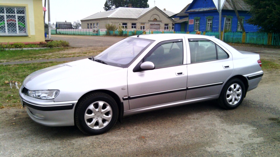 Peugeot 406 Серебристый Лев
