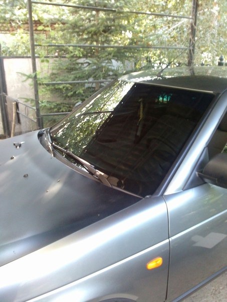 Тонировка лба и покрас суппортов :) — Lada Приора седан, 1,8 л, 2012 ...