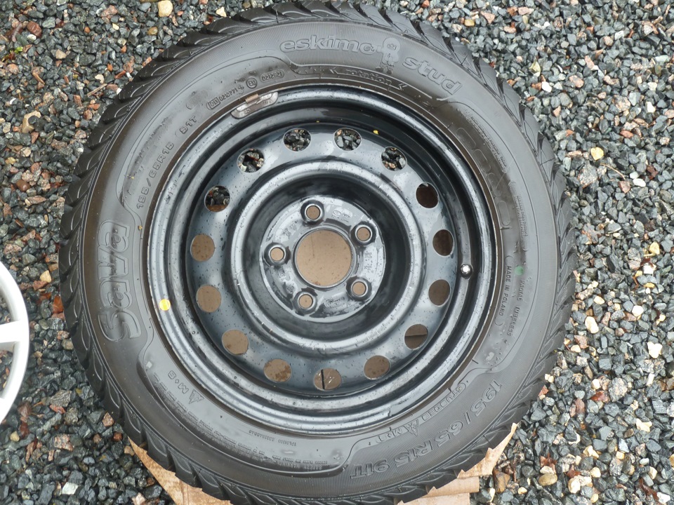 шипованная sava — Hyundai i30 (2G), 1,6 л, 2014 года | шины | DRIVE2