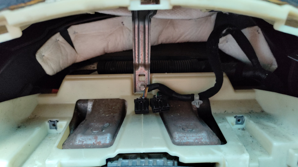 Подсветка приборной панели — KIA Carnival (2G), 2,9 л, 2006 года ...