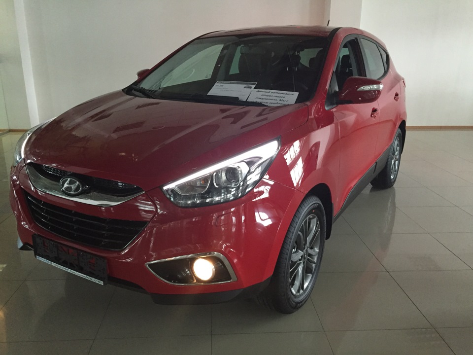 Последний день в салоне — Hyundai ix35, 2 л, 2014 года | фотография ...