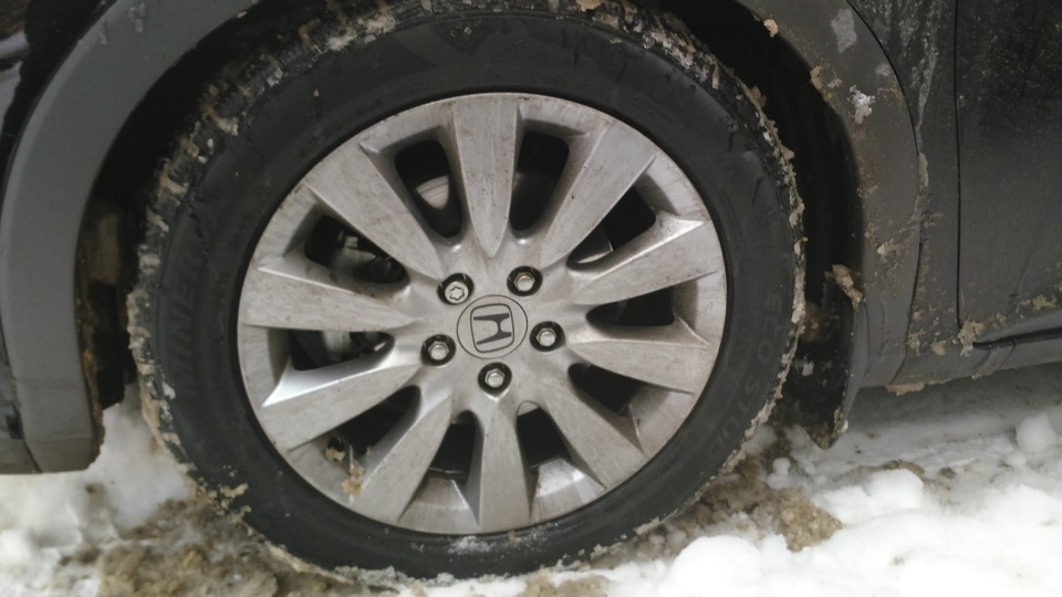 Переднее колесо — Honda Civic Hatchback (9G)