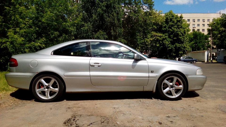 Генератор не заряжает аккумулятор. Генератор на 140А? — Volvo C70 (1G ...