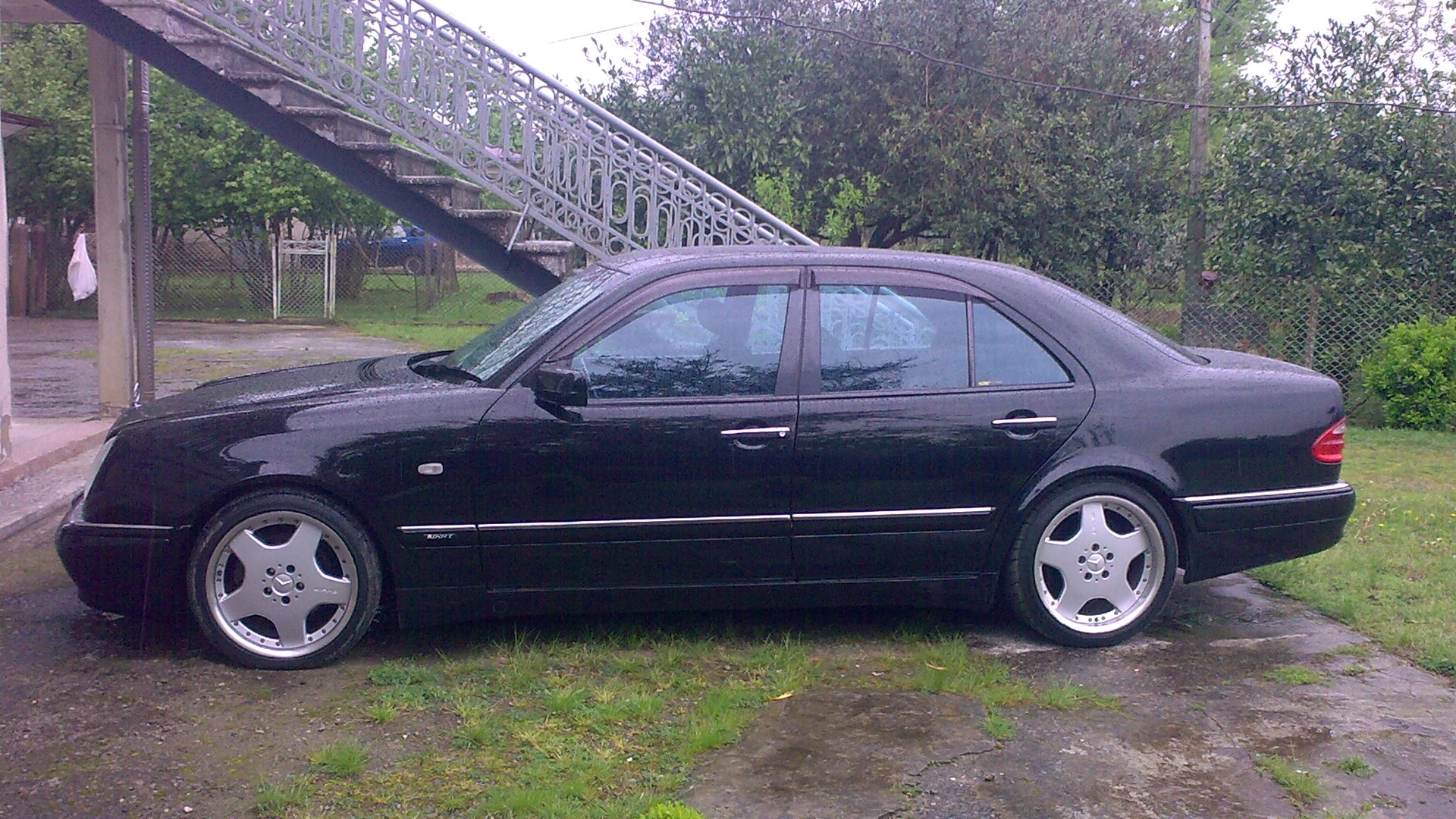 Mercedes Benz w210 e60 AMG