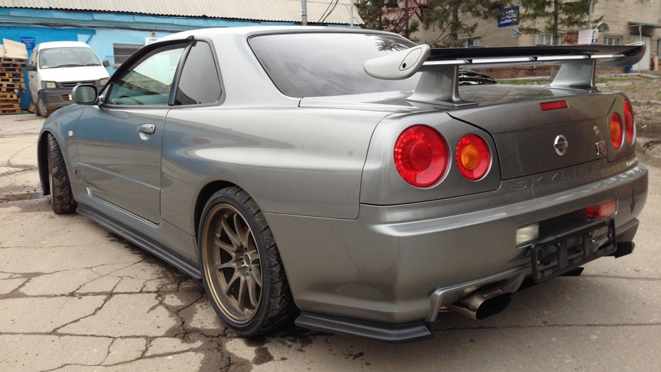 Nissan Skyline Gt R Gt R V Spec Ii Nur Bnr34 Drive2