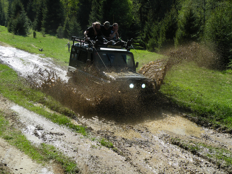 Фото в бортжурнале Nissan Patrol (Y61)