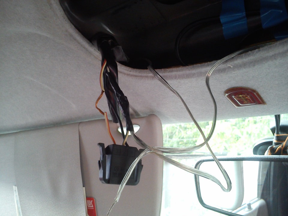 Подсветка салона — Lada Калина Хэтчбек (1G), 1,6 л, 2011 года ...