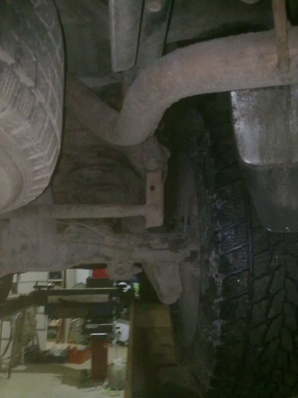 Замена кронштейна тяги панара — Toyota 4Runner (III) (185), 3,4 л, 2000 ...