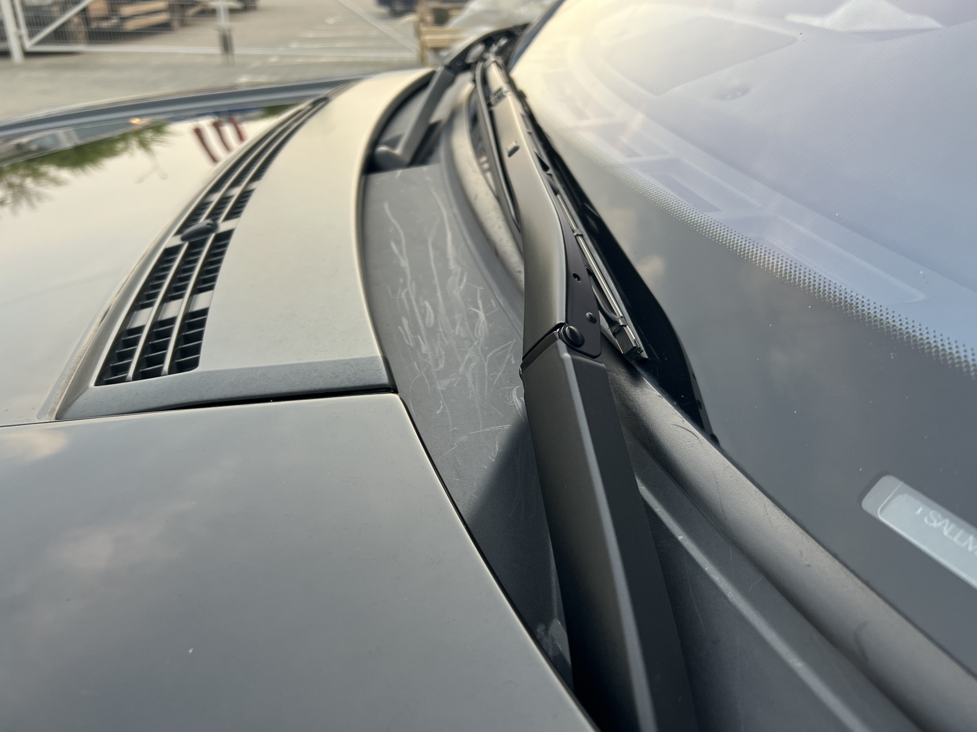 Замена рычагов стеклоочистителя + щетки с/о — Land Rover Range Rover ...