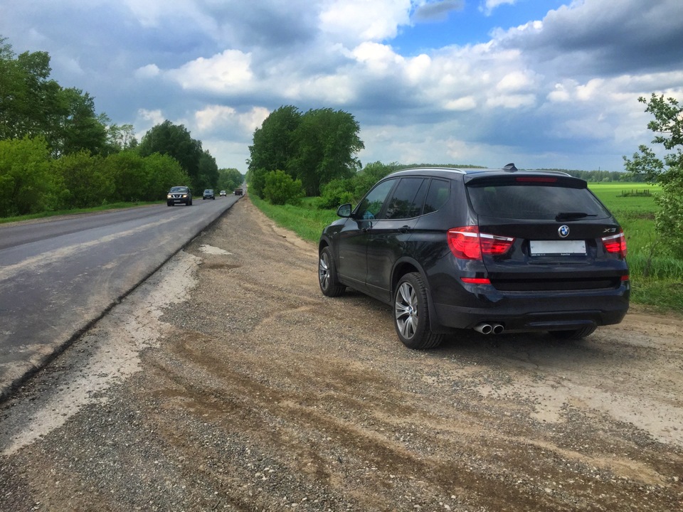 BMW x3 e90 черная зимой