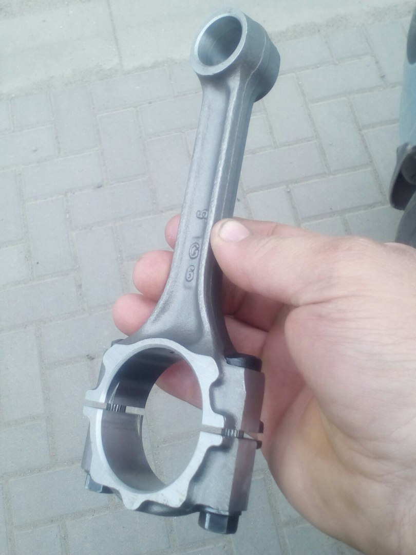 Вкладыши шатуны 4g63t. 6. Шатун приора. Галант 8 поршень. 6 4g18.