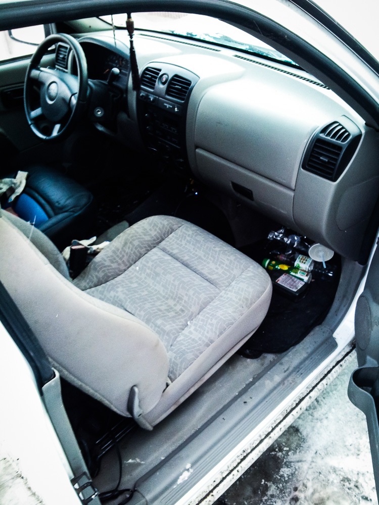 Догадайтесь что! — Chevrolet Colorado (1G), 2,8 л, 2005 года ...