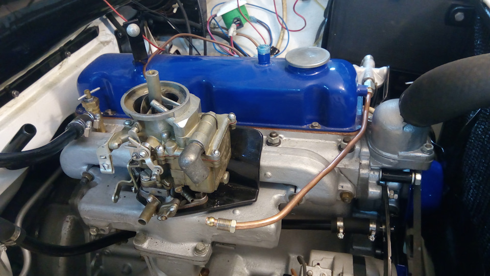 К131А+верх К129 — ГАЗ 21. Запчасти на фото: K131A