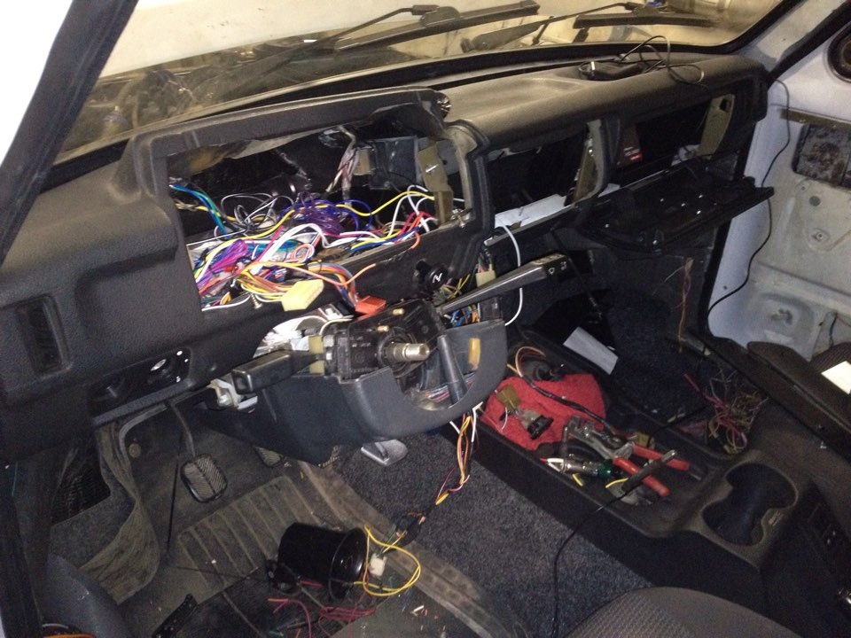 Установка сигнализации шериф. — Lada 4x4 3D, 1,6 л, 1993 года | своими ...