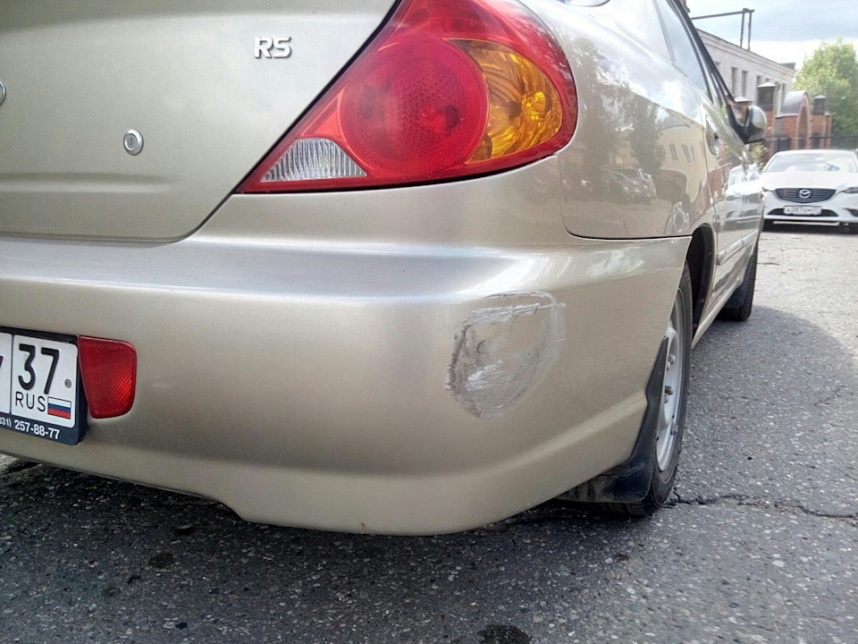 Притерли на парковке — KIA Spectra, 1,6 л, 2008 года | ДТП | DRIVE2