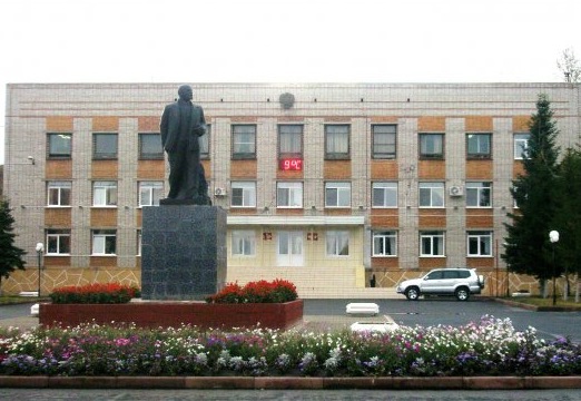 Гисметео гурьевск кемеровской. Г Гурьевск Кемеровская область площадь. Памятники Гурьевска Кемеровской области. Администрация г Гурьевска Кемеровской области. Гурьевск Кемеровская область достопримечательности.