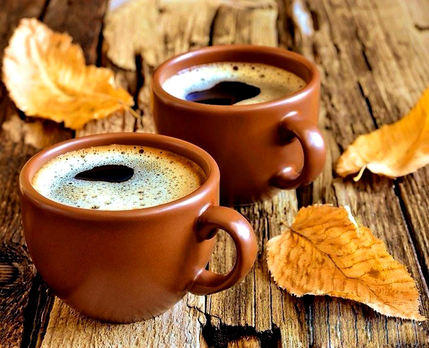 Осеннее кофе. Осенний кофе. Осень кофе. Чашка утреннего кофе. "На чашечку кофе…?!".