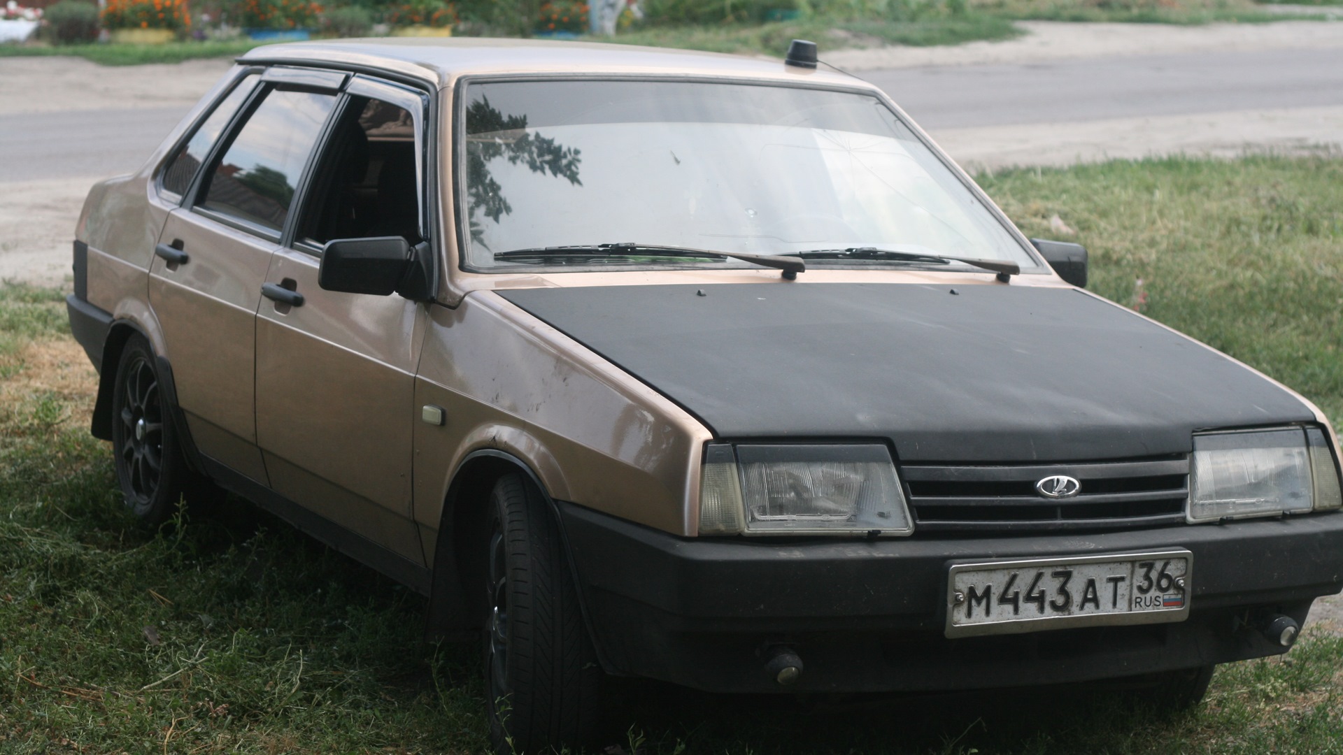 Lada 21099 1.5 бензиновый 2000 | Светло-бежевый металлик на DRIVE2