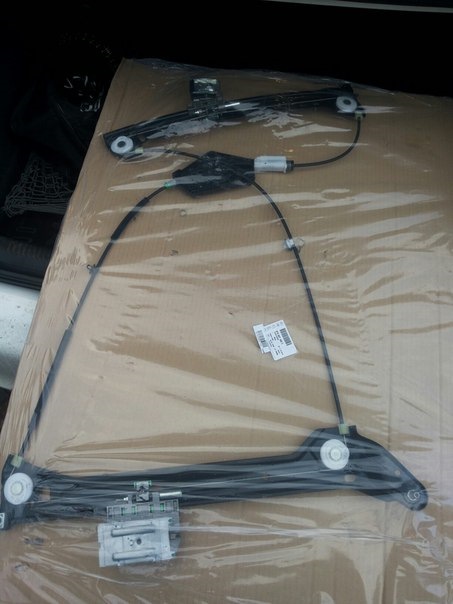 Ремонт стеклоподъемника) — Audi A5 (1G), 3,2 л, 2008 года | запчасти ...