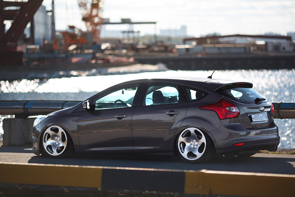 Ford Focus 2 St stance