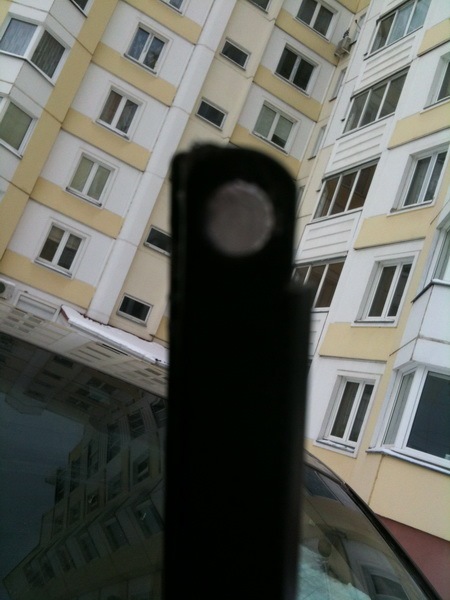 Установка бескаркасных дворников (бюджетный вариант) — Audi A4 (B6), 1 ...