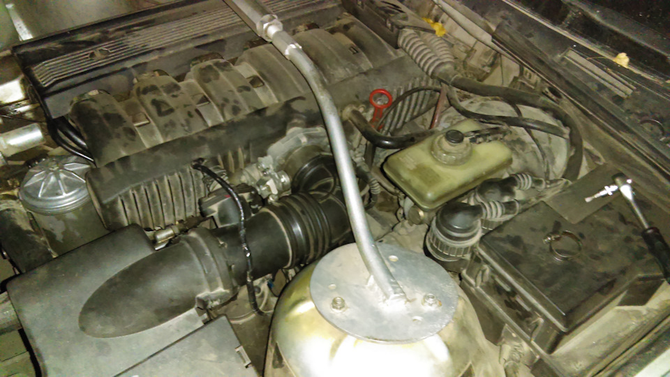 Замена сапуна на ванос и гофра на дроссельную заслонку — BMW 3 series ...