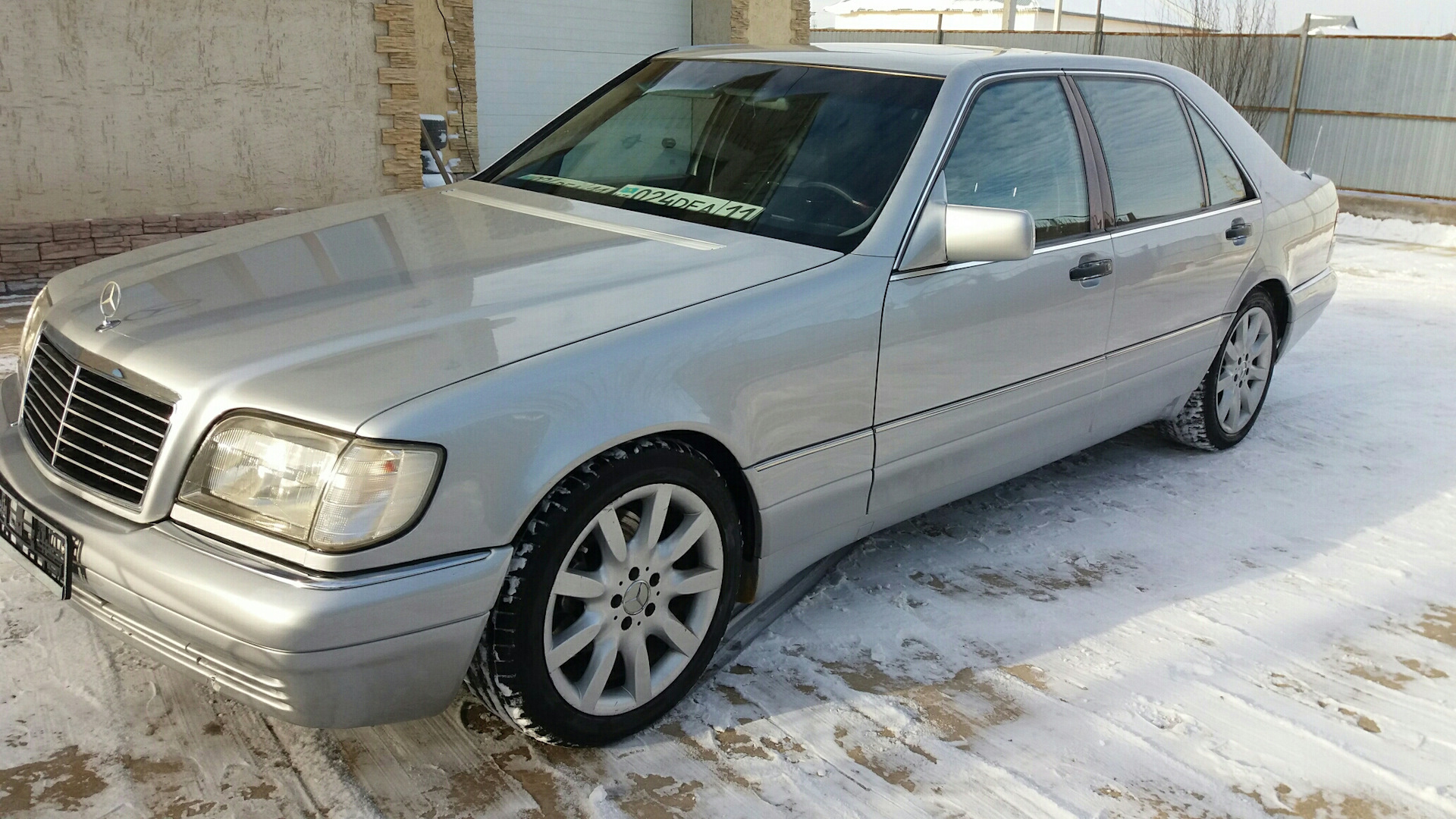 Mercedes-Benz S-Class (W220) 3.2 бензиновый 1998 | машина лихий 90х на  DRIVE2