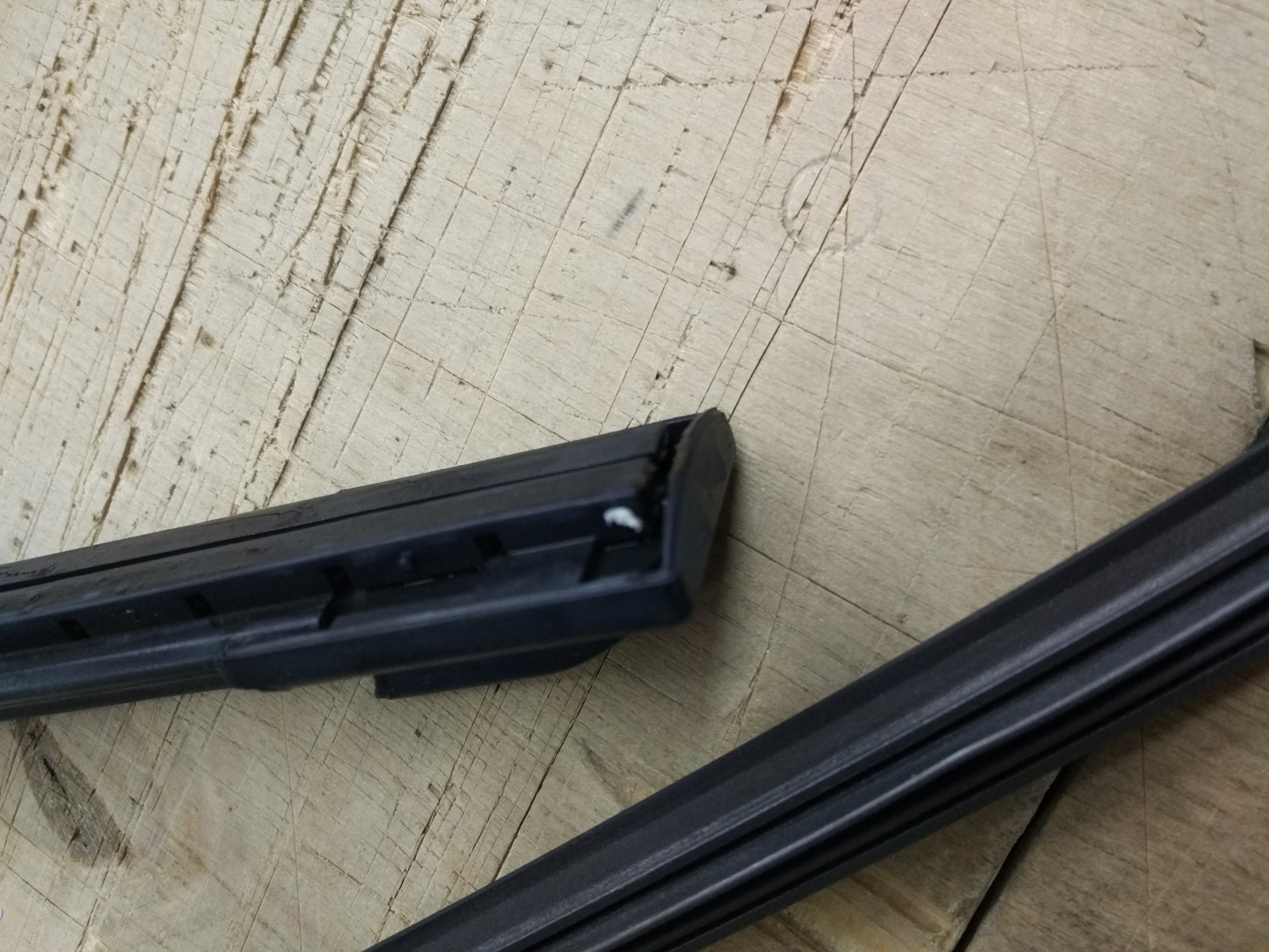 Замена резинок стеклоочистителей за 5 минут на бескаркасных дворниках ...