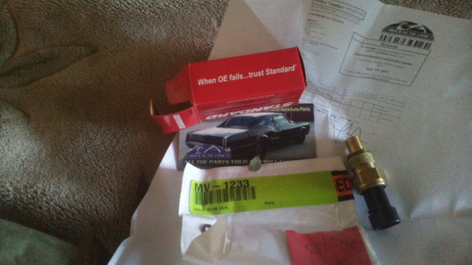 Посылка с rockauto — Chevrolet Caprice (4G), 5 л, 1991 года запчасти