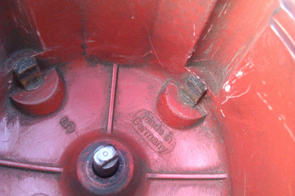 Крышка трамблера ABD 1.4 — Volkswagen Golf Mk3, 1,4 л, 1992 года ...