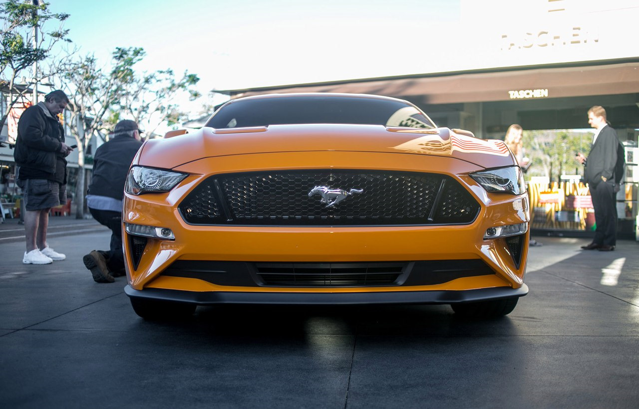 2018 Ford Mustang Custom