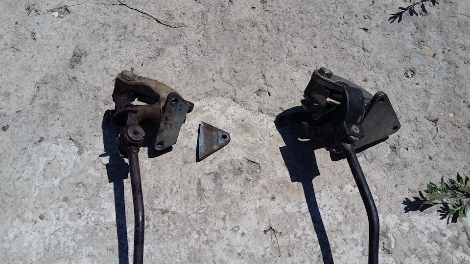 кулисы уаз 3303